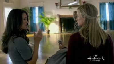 Tell me, Miss Landers,
have you ever danced the tango? - Love at First Glance