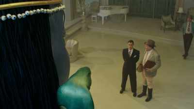 Tell me, Red,
what do you notice - The Last Tycoon
