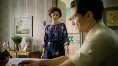 Tell me what's wrong. - Narcos