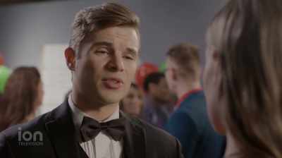 Tell me not to go. - A Royal Christmas Engagement