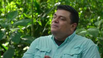 - Tell the forest.
- Uh, for the second invitation, - The Reluctant Traveler with Eugene Levy