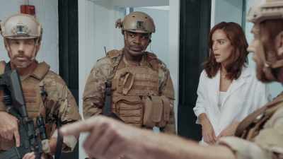 Tell them that we got her, - Alien Warfare