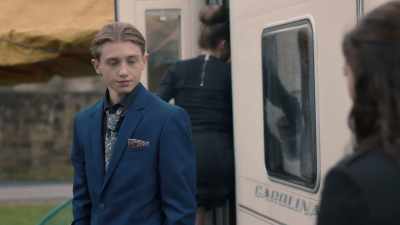 Tell you what, why don't you come
round to mine later, - Ackley Bridge