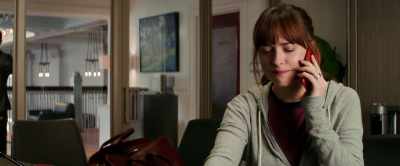 Tell me what's wrong. - Fifty Shades Freed