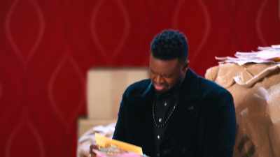 Temos da Austrália. Temos de França. - Pentatonix: Around the World for the Holidays