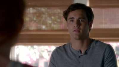 Ten minutes ago
you were rolling around - Famous in Love