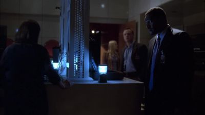 - Ten minutes.
- Thank you, sir. - 24