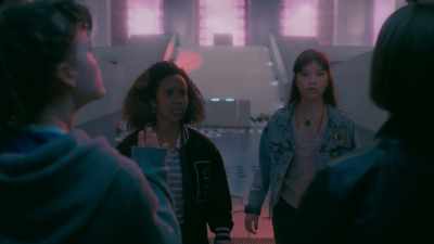 Ten, nine, - Paper Girls