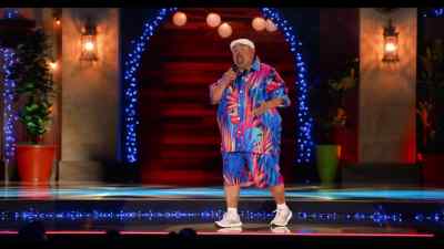 Ten o'clock,
I take the stage, and I'm like, - Gabriel Iglesias: Legend of Fluffy