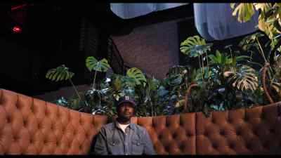 Tenía una cinta y rapeaba
con unos ritmos de Jay-Z. - The Honorable Shyne