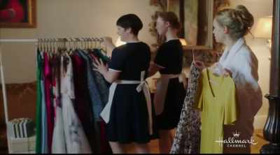 Tens todos os atributos de uma princesa. - Royally Ever After