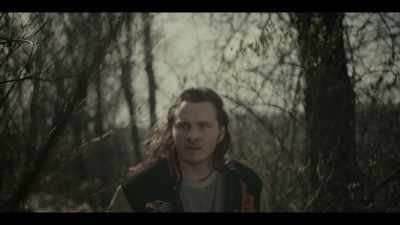 Tense, atmospheric music - American Rust