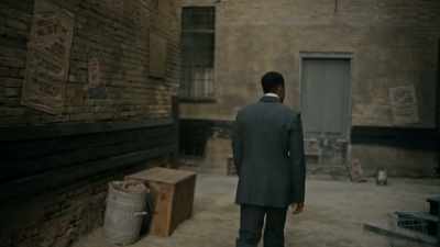 (tense dramatic music) - The Porter