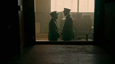 (tense dramatic music) - The Porter