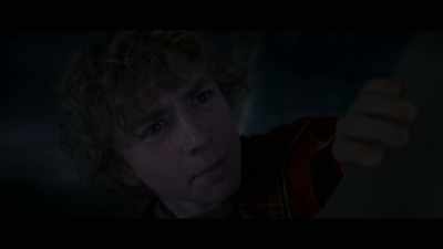 - [♪ tense instrumental music playing]
- [streetlight explodes] - Percy Jackson and the Olympians