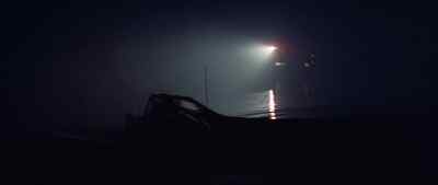 (TENSE INSTRUMENTAL MUSIC
PLAYING) - Jaws