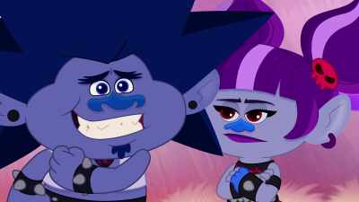 [ tense instrumental music ] - Trolls: TrollsTopia