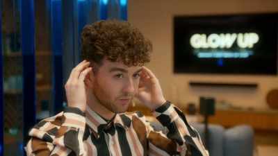 [tense music playing] - Glow Up: Britain's Next Make-Up Star