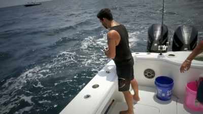 [tense music playing] - Deadliest Catch: Bloodline