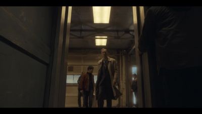 (TENSE MUSIC PLAYING) - Fargo