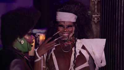 [tense music] - The Boulet Brothers' Dragula: Titans