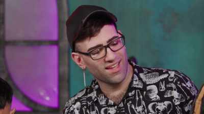 [tense music] - The Boulet Brothers' Dragula: Titans