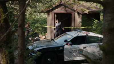 [tense music] - Psych 2: Lassie Come Home
