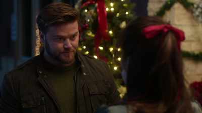 (tense music) - A Christmas of Wonders