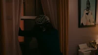 ♪ tense music ♪ ♪ - The Chi