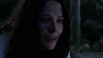 ( tense theme playing ) - Legend of the Seeker