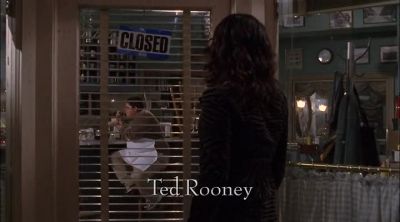 [ "TEQUILA" PLAYING ON RADIO ] - Gilmore Girls