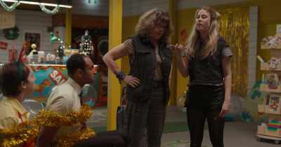 Teresa Harrington,
we have your brother hostage. - Christmas Ransom