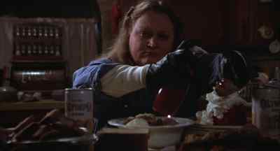 Terry, come on! Hurry up! - Motel Hell