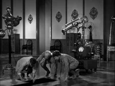 Terry, you hurry. Get to Sheila.
We'll cover you with this. - The Mask of Fu Manchu