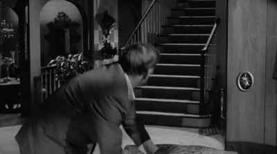 Tess, get UP! - I Saw What You Did