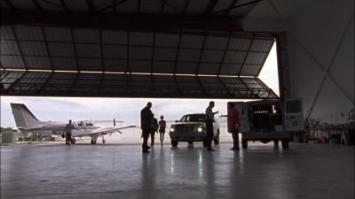 Testing guy, spies.
Spies, testing guy.
What's going on? - Burn Notice