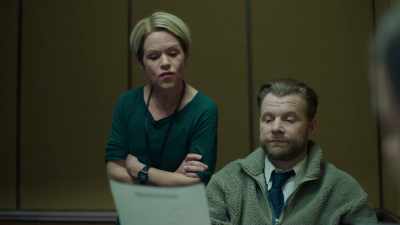 Text four - you to Hannah. - Showtrial