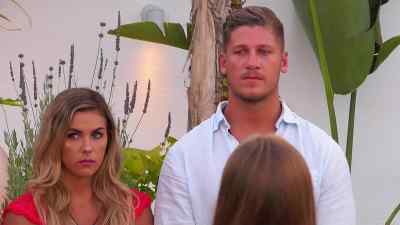 [text message alert] - Love Island Australia