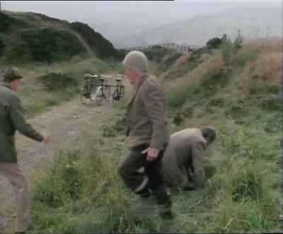 Tha 4-eyed, useless TWIT! - Last of the Summer Wine