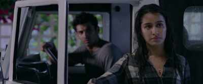 Thank God I found you Paplu,
or you would've been lost. - Ok Jaanu