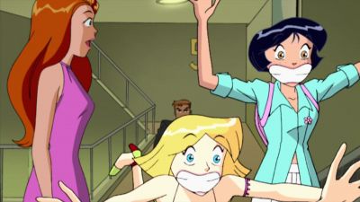 Thank goodness
you're all right. - Totally Spies!