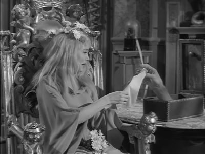 Thank you Thing - The Addams Family