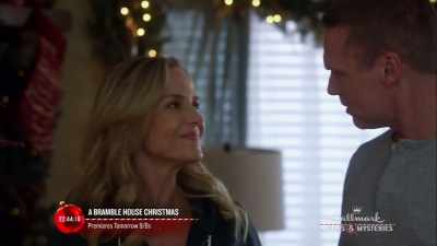 Thank you for bringing Christmas
back into my life. - Christmas Homecoming