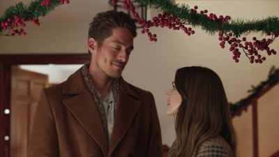 Thank you for bringing me home
for Christmas. - Christmas at the Amish Bakery
