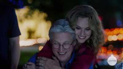 - Thank you, buddy.
- Yeah. - The Christmas Contract