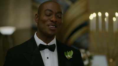 Thank you.
[chuckles] - The Groomsmen: First Look