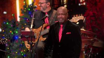 Thank you to Darius Rucker, - Nate Bargatze's Nashville Christmas