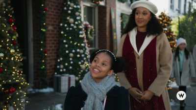 Thank you, so do you,
only you look handsome. - Inventing the Christmas Prince