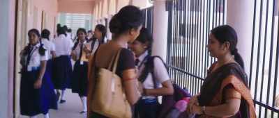 - Thank you, ma'am
- Ok, bye - Ratsasan