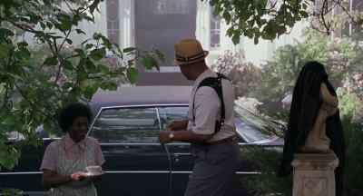 Thank you, ma'am. You as pretty as ever. - American Gangster